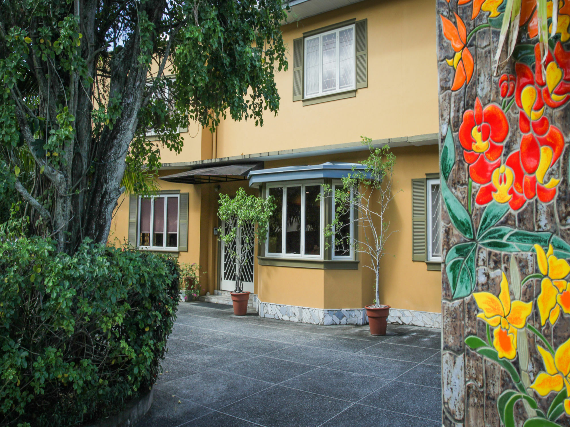 L'Orchidee Boutique Hotel Port of Spain Exterior photo